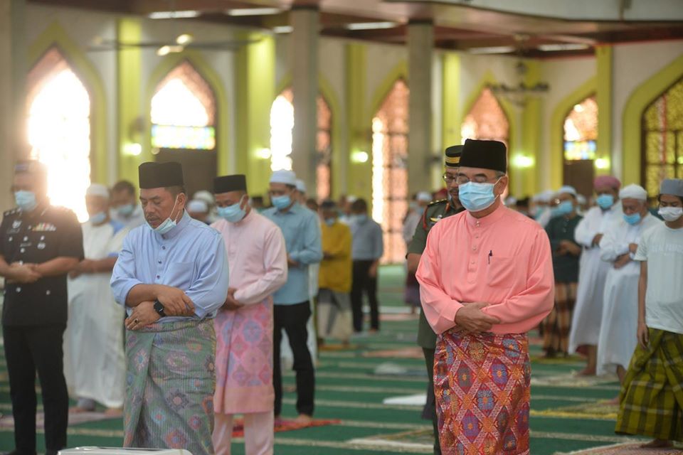 Selepas hampir tiga bulan, banyak masjid dan surau kini dibuka