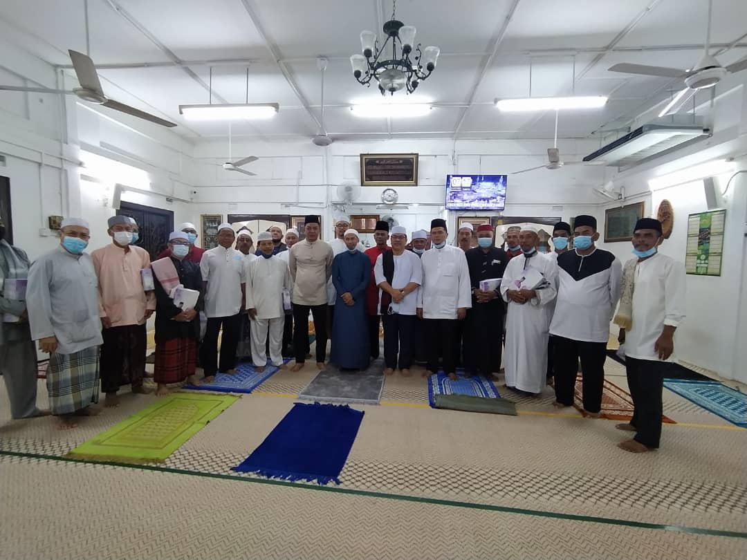 KM beri sumbangan RM10,000 kepada Masjid Imam Ghazali