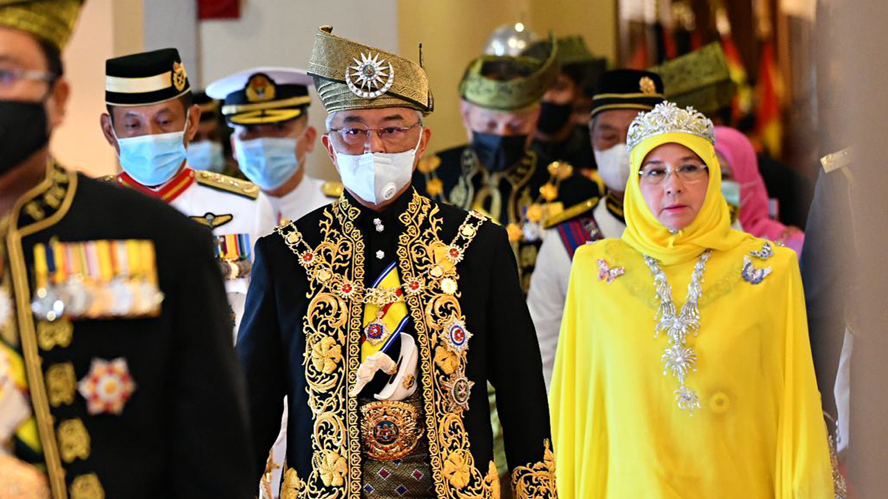 Agong, Raja Permaisuri zahir takziah kepada keluarga Tun Ahmad Sarji