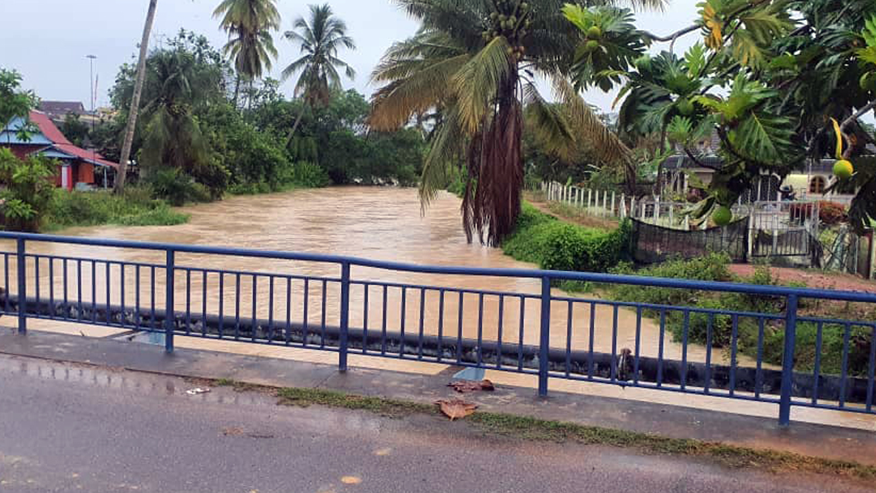 Banjir kilat: Tiada PPS dibuka di Gadek