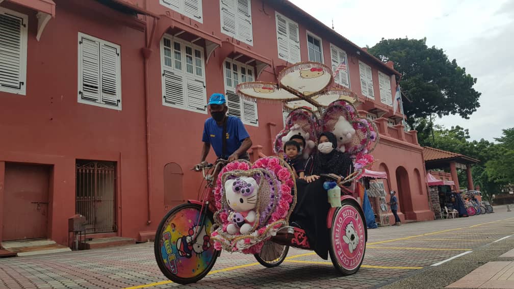 Melaka kembali ceria