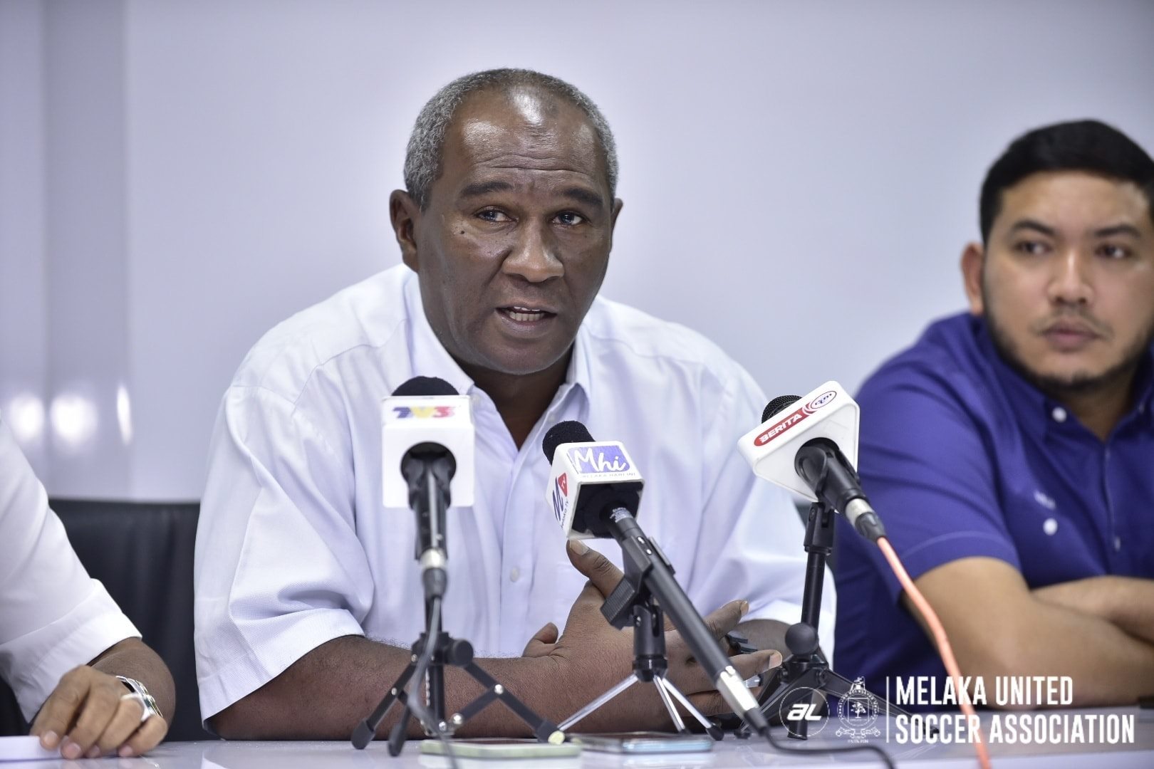 Zainal kekal bimbing Melaka United