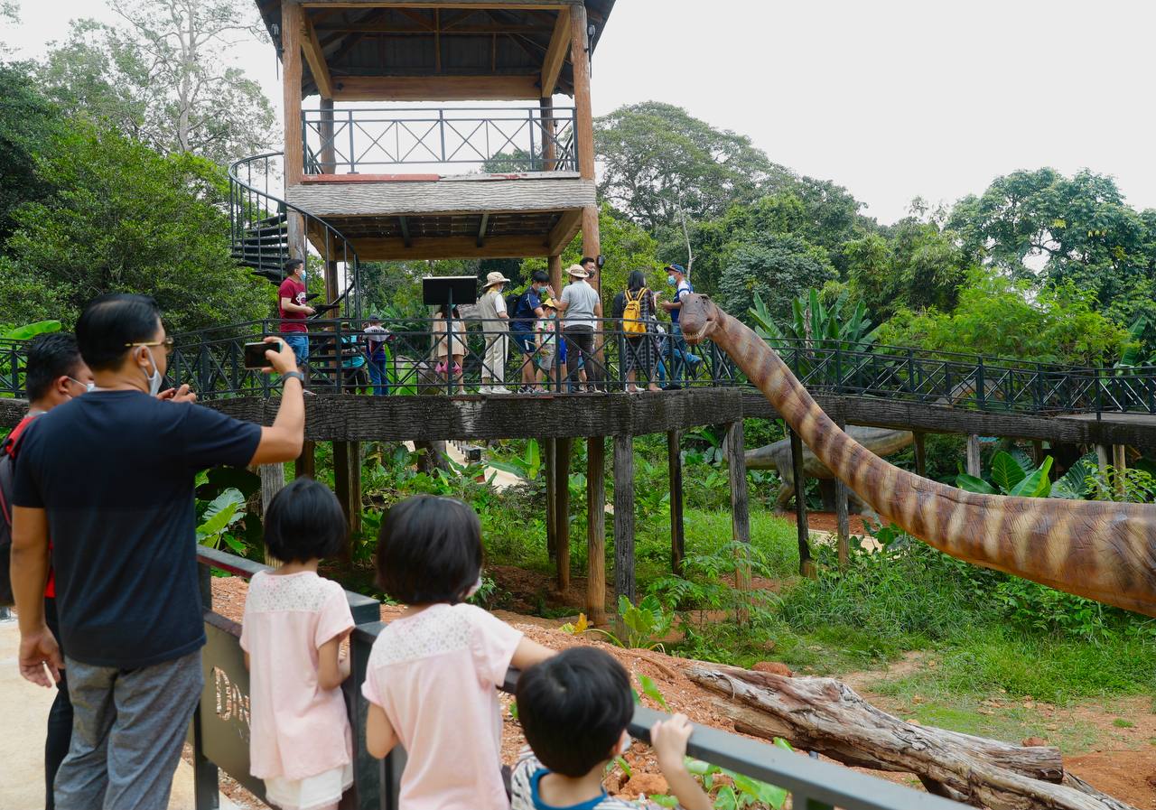 Dinosaur Encounter tarik 1,000 pengunjung dalam tempoh sejam