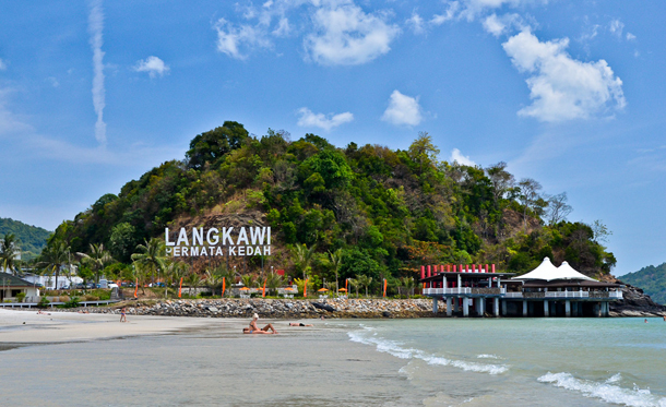 Ambang 2021: Polis Langkawi tidak benarkan aktiviti pantai