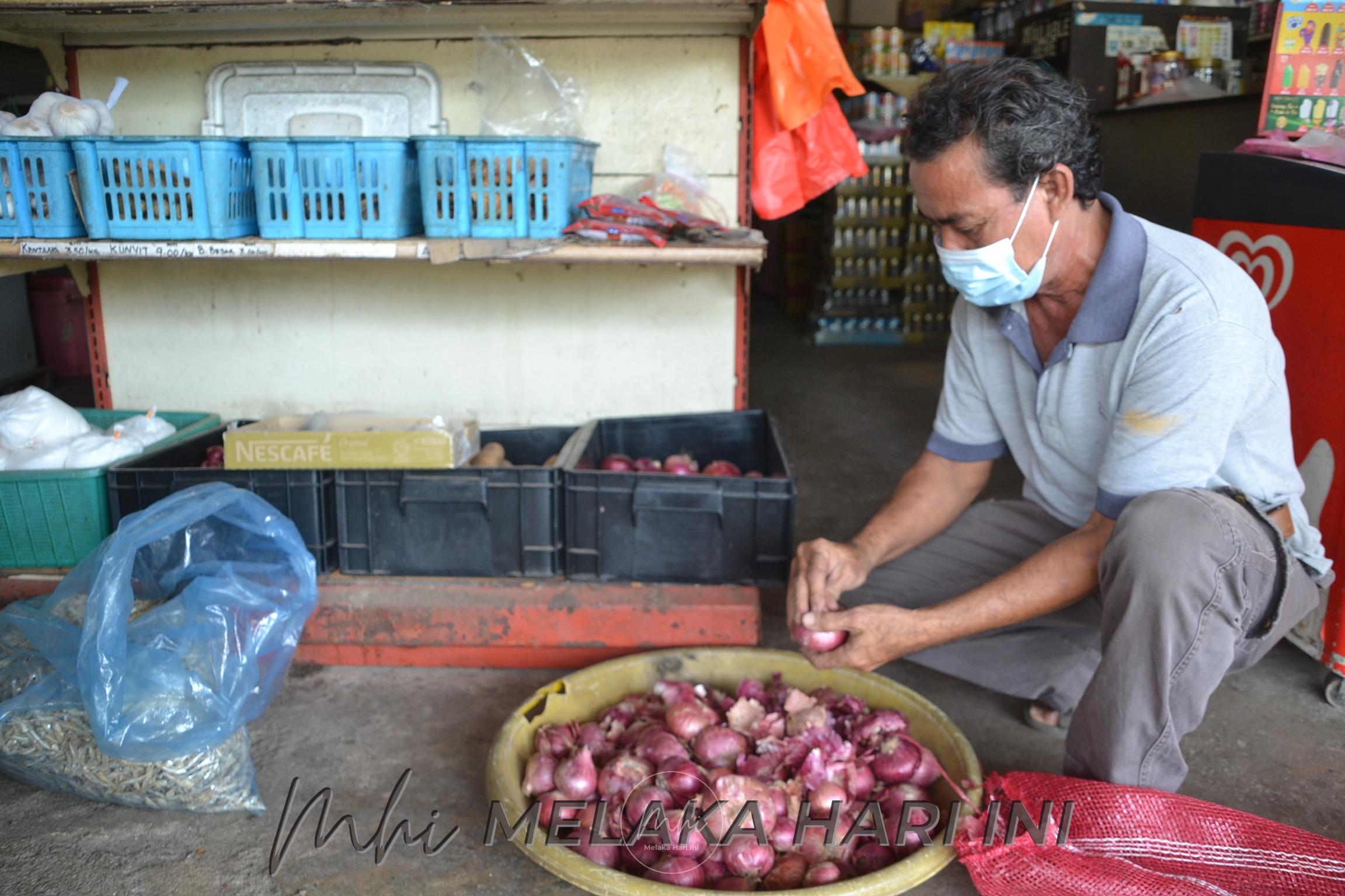 Pengguna lega, harga bawang makin murah