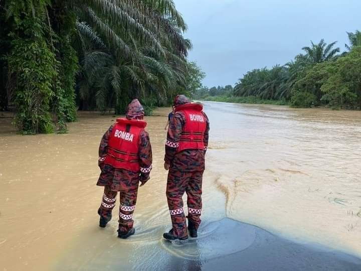 Amaran cuaca bahaya, buruk di beberapa negeri