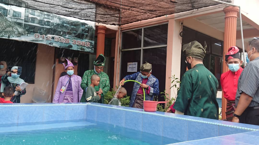 Khatan Perdana bantu golongan memerlukan