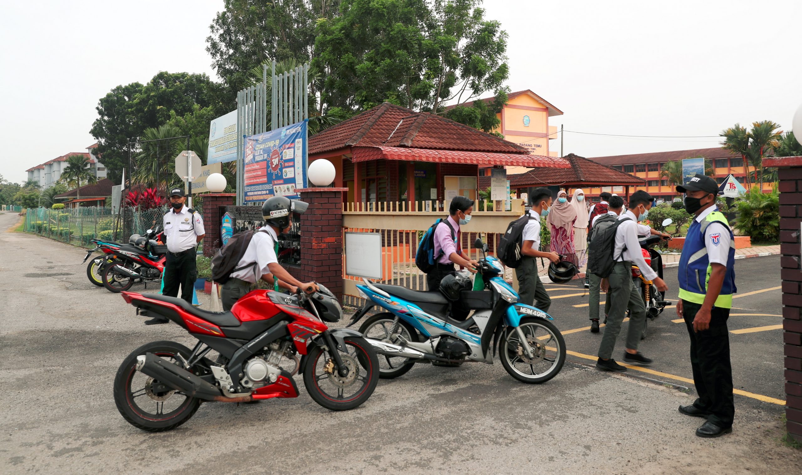 Pelajar pilih sesi pengajaran dan pembelajaran secara bersemuka berbanding PdPR