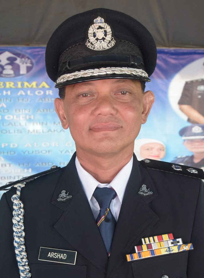 Ketua Polis Daerah Alor Gajah Superintendan Arshad Abu