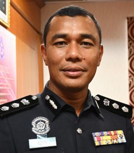 Ketua jabatan siasatan jenayah melaka asisten komisioner mohd sukri kaman