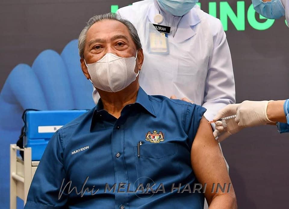 Rekod vaksinasi lebih 420,000 dos semalam, berita baik ke arah capai imuniti kelompok