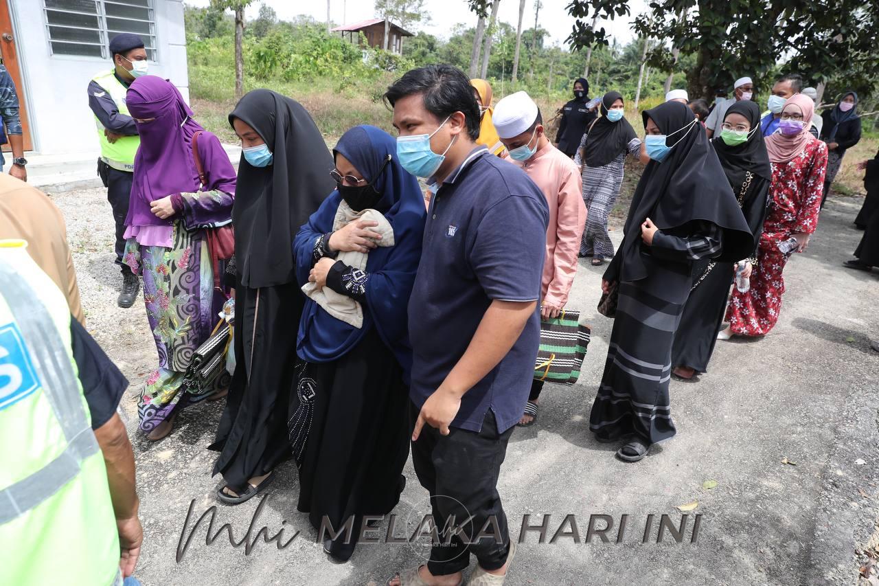 Abang angkat mimpi Amir