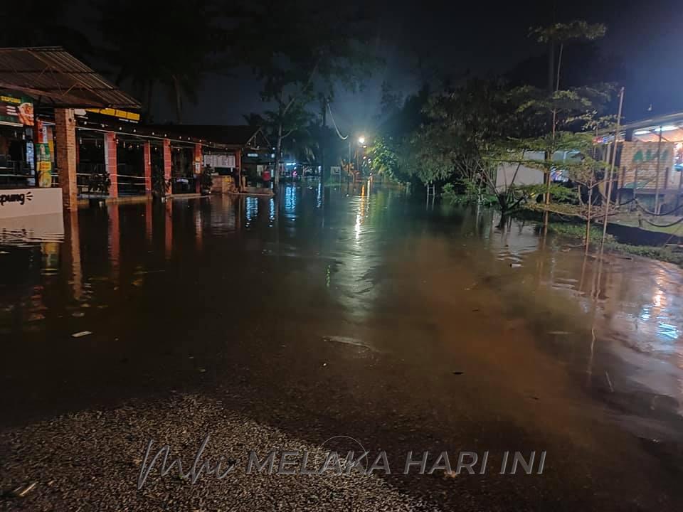 Banjir sungai isap