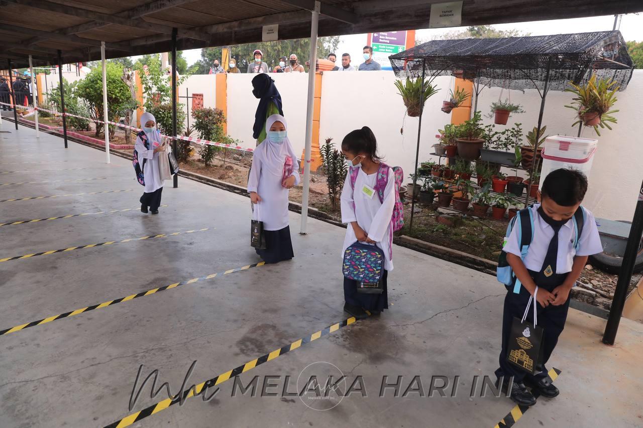 KPM akan keluar surat pemakluman saringan COVID-19 babitkan murid