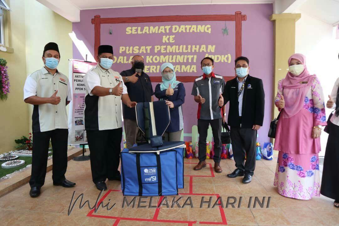 Origami Corner Chair bantu golongan memerlukan – UTeM