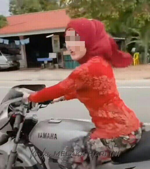 ‘Awek kebaya kena saman’