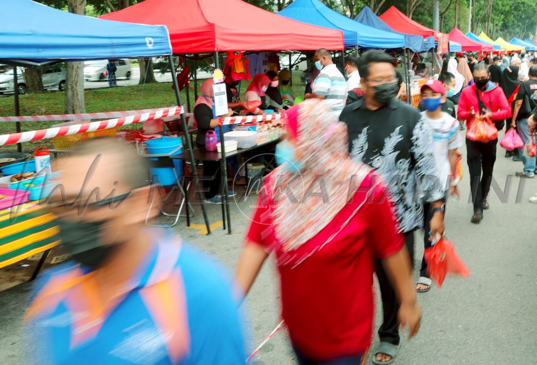 Bazar Ramadan: 1 gerai hanya 2 pelanggan