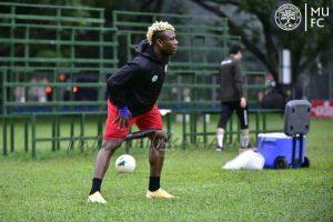 Photo6075555583693532138