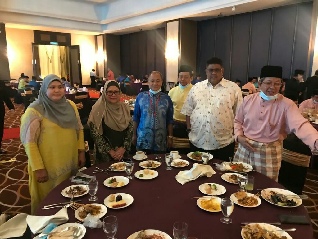 Pejabat Speaker DUN Melaka raikan ketua jabatan