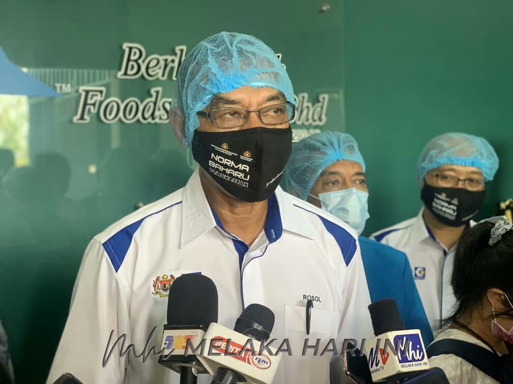 Photo6285136535900761117