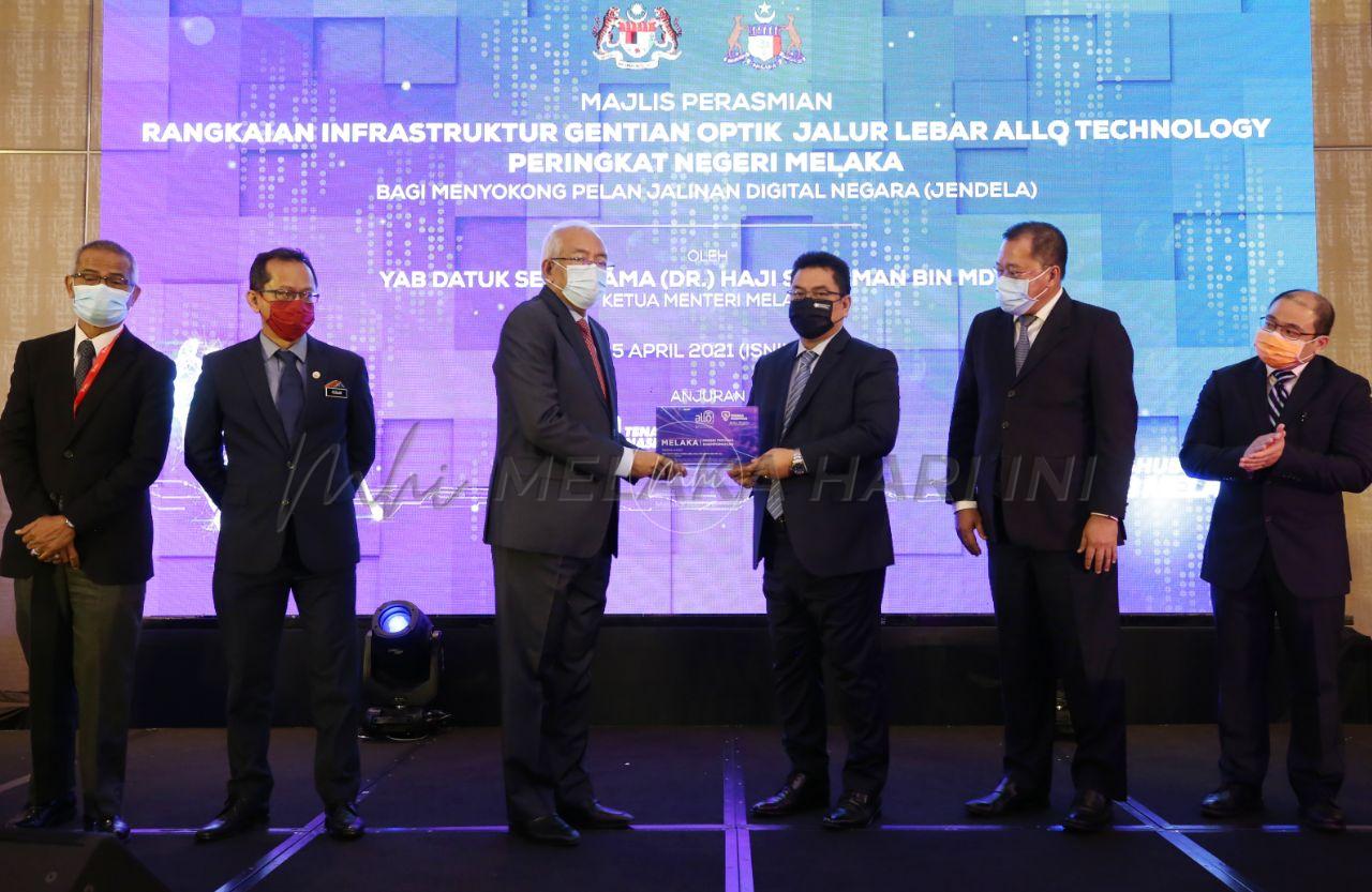 Pedalaman Melaka bakal nikmati capaian Internet berkelajuan tinggi