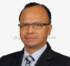 Photo6100289394113096790