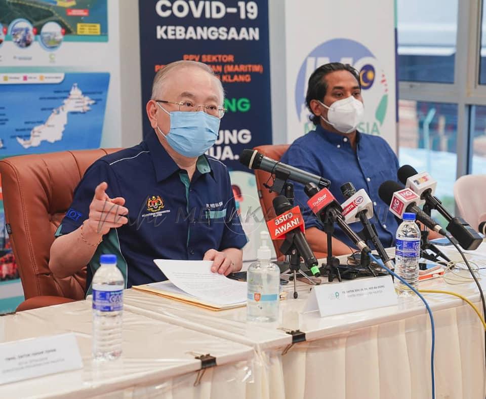 Lebih 51,500 petugas barisan hadapan sektor pengangkutan terima vaksin mulai hari ini