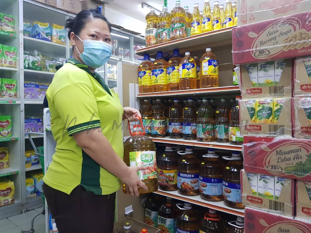 Minyak masak peket kini jadi rebutan