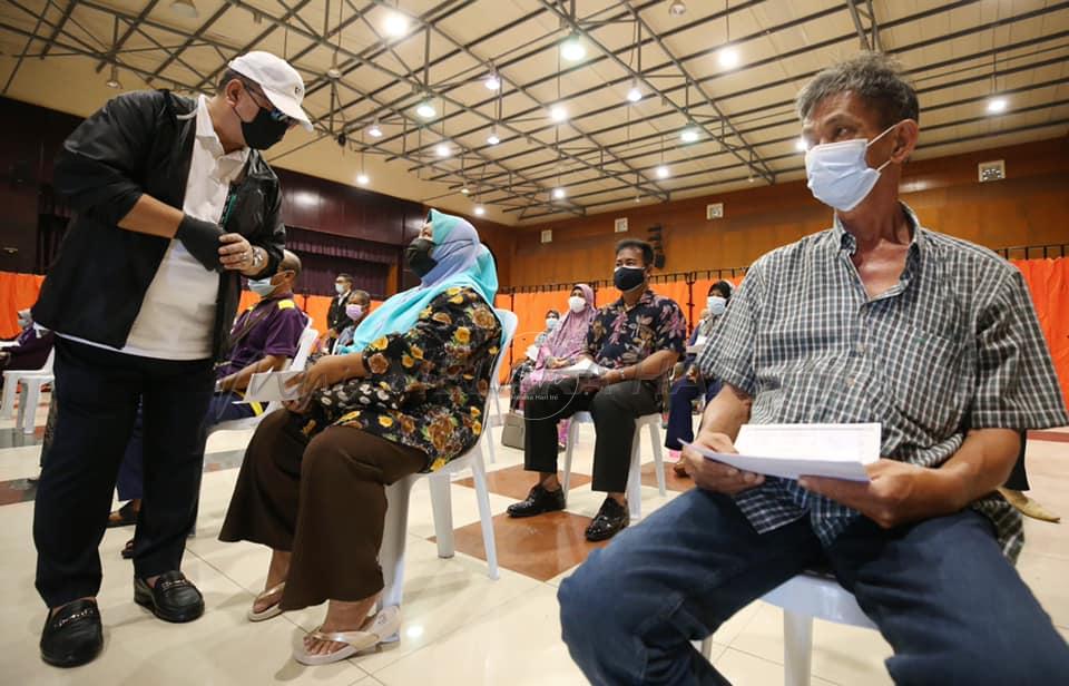 Orang Jasin hadir awal, tak ‘sabau’ nak terima vaksin – KM