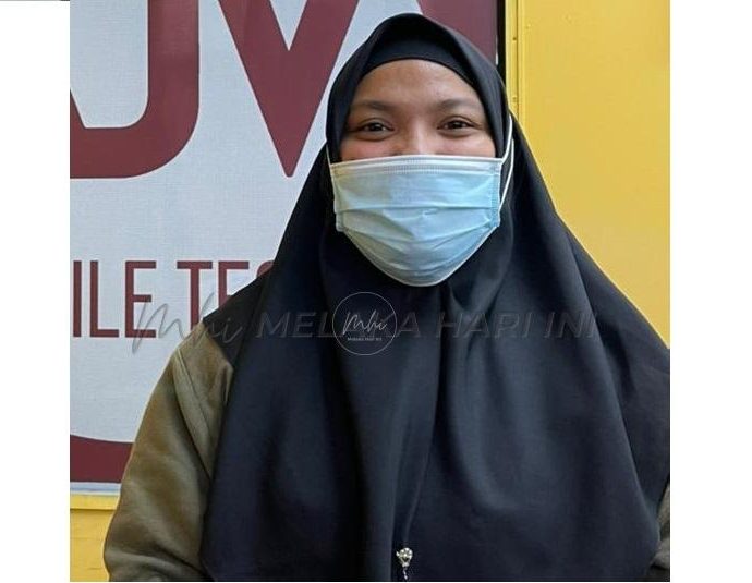 Pengusaha kedai komputer dan telekomunikasi kembali bangkit