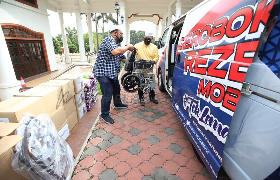 ‘Gerobok Rezeki Mobil’ #TokLeman Fokus kebajikan rakyat Melaka