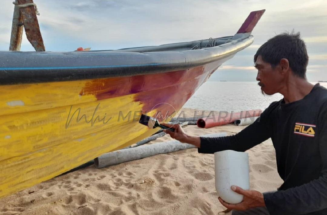 Nelayan perlu segera warnakan perahu ungu