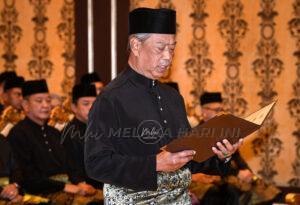 Tan sri muhyiddin yassin
