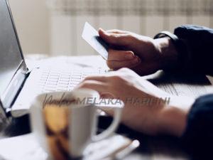 Online dating scammer
