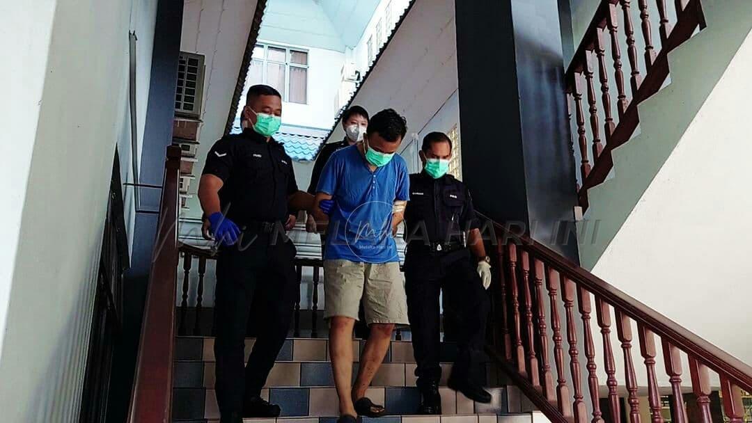 Peguam didakwa pecah amanah hampir RM1.3 juta