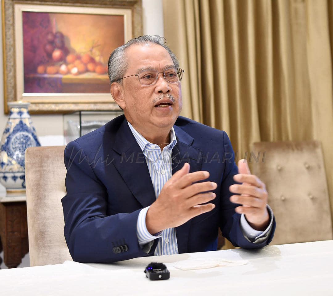 Polemik, perpecahan politik hanya bantutkan usaha Malaysia perangi COVID-19 – Muhyiddin