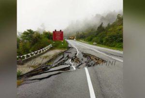 81631983851 tbsimpangpulairuntuh