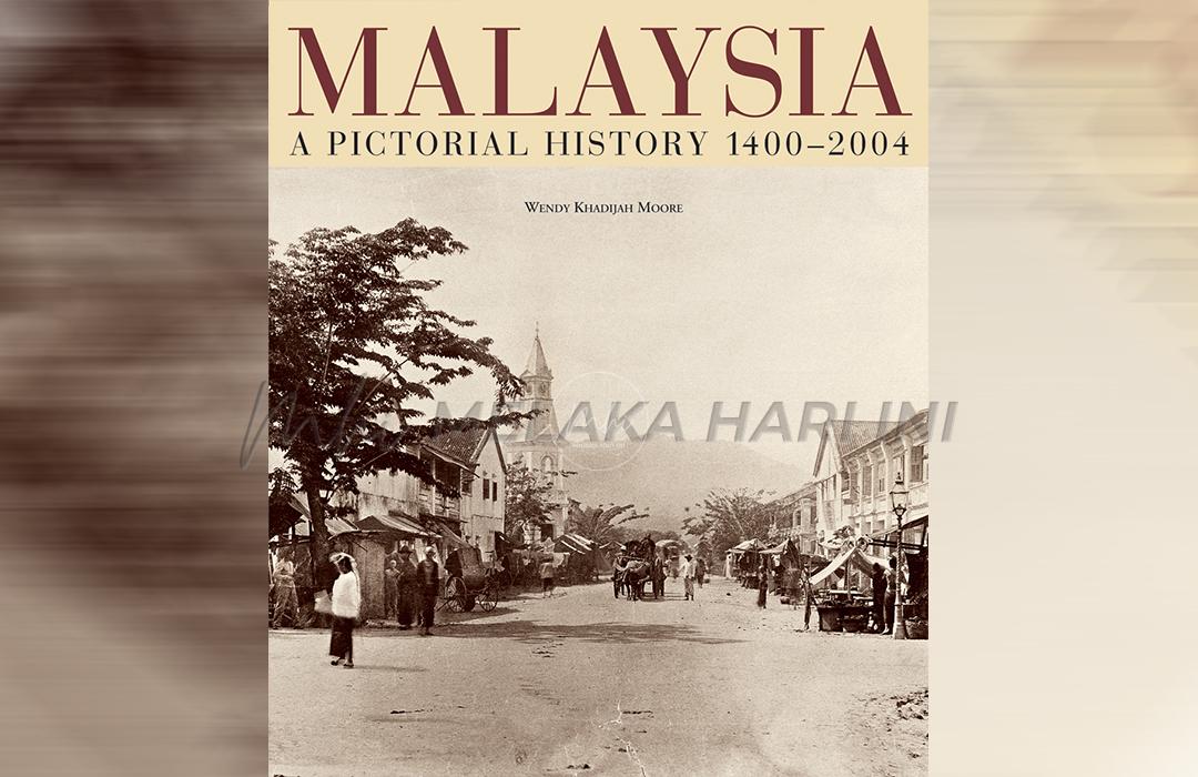Maps, Renderings, Images: The Malay World before Photography