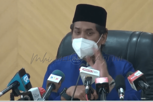 Khairy akan bincang dengan KPM wajibkan vaksinasi untuk guru
