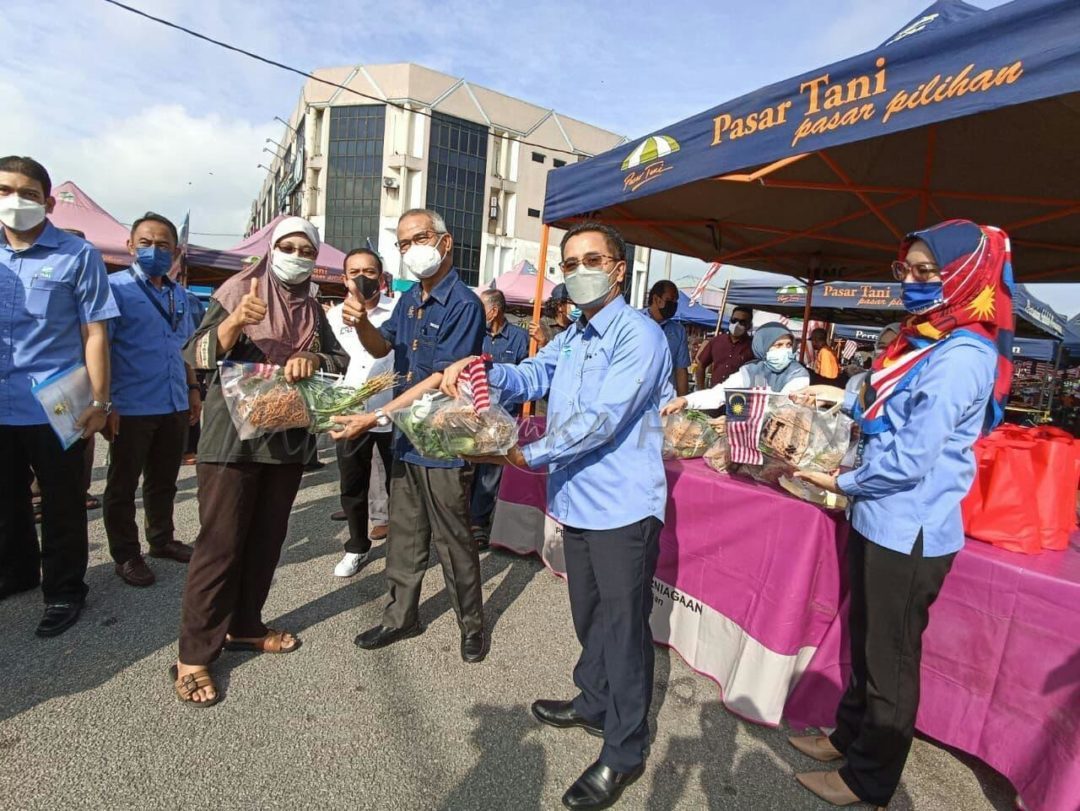 100 pasar tani seluruh negara kembali beroperasi