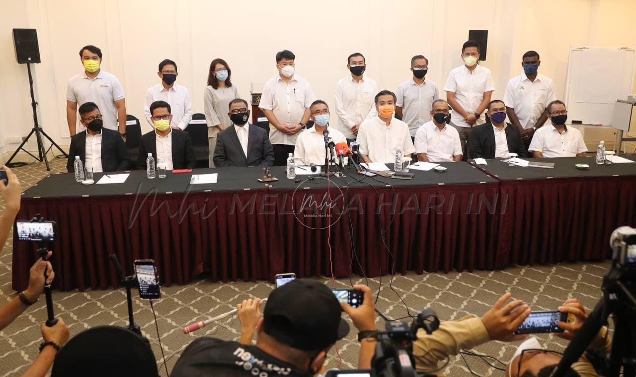 Adly, Idris mahu jumpa TYT bincang usaha pastikan kestabilan dan kesinambungan pentadbiran