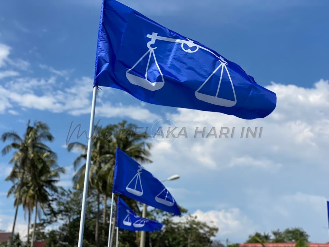 PRU: BN lancar manifesto esok, garis 10 teras, 99 tawaran