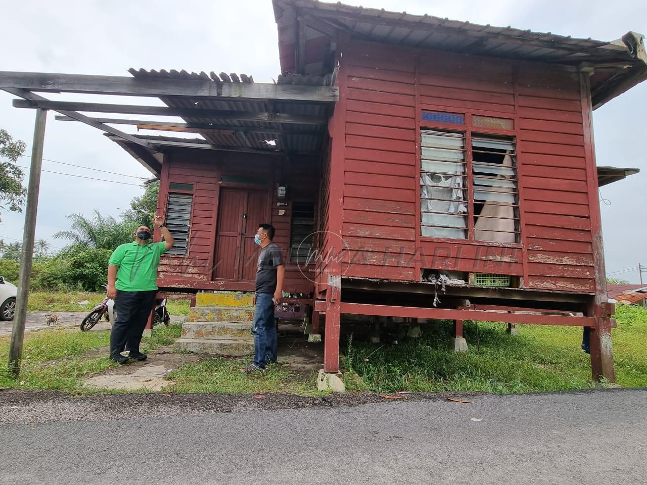 Sinar baharu buat lapan sekeluarga tinggal di teratak usang menanti rebah