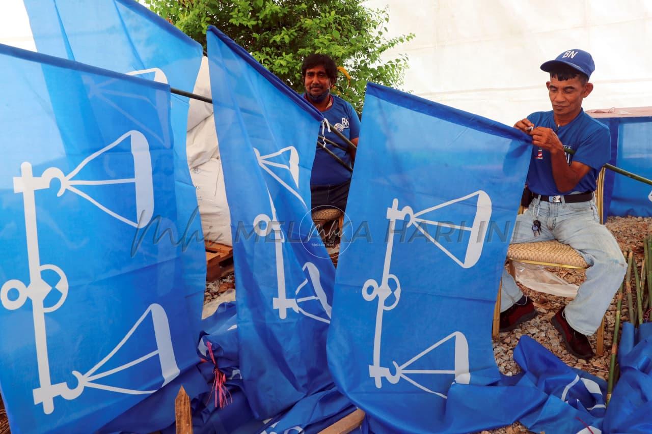 Perang bendera bn