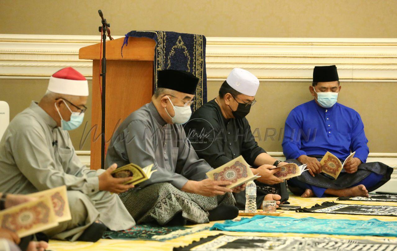 TYT, Sulaiman sertai majlis bacaan Yasin dan tahlil di Istana Melaka