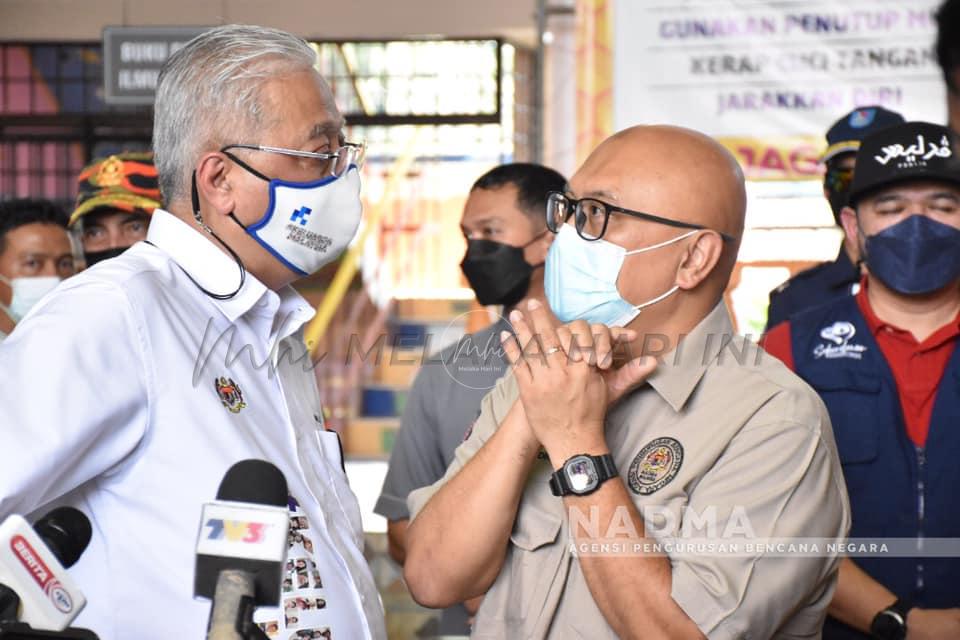 Banjir: Menteri kabinet diarah batal cuti, pulang ke Malaysia segera