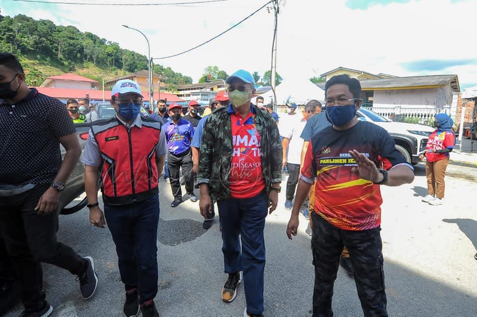 Gabungan enam syarikat telco sumbang RM25 juta bantu mangsa banjir – Annuar