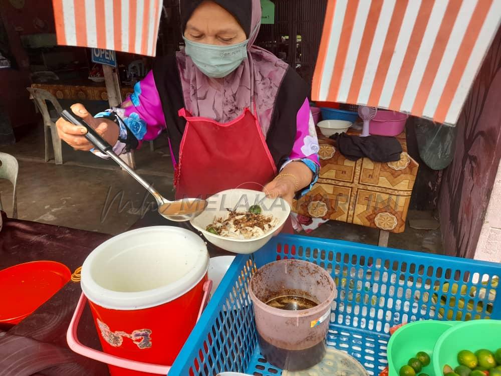 Soto Mak Semah kekal RM2 walaupun harga ayam melambung