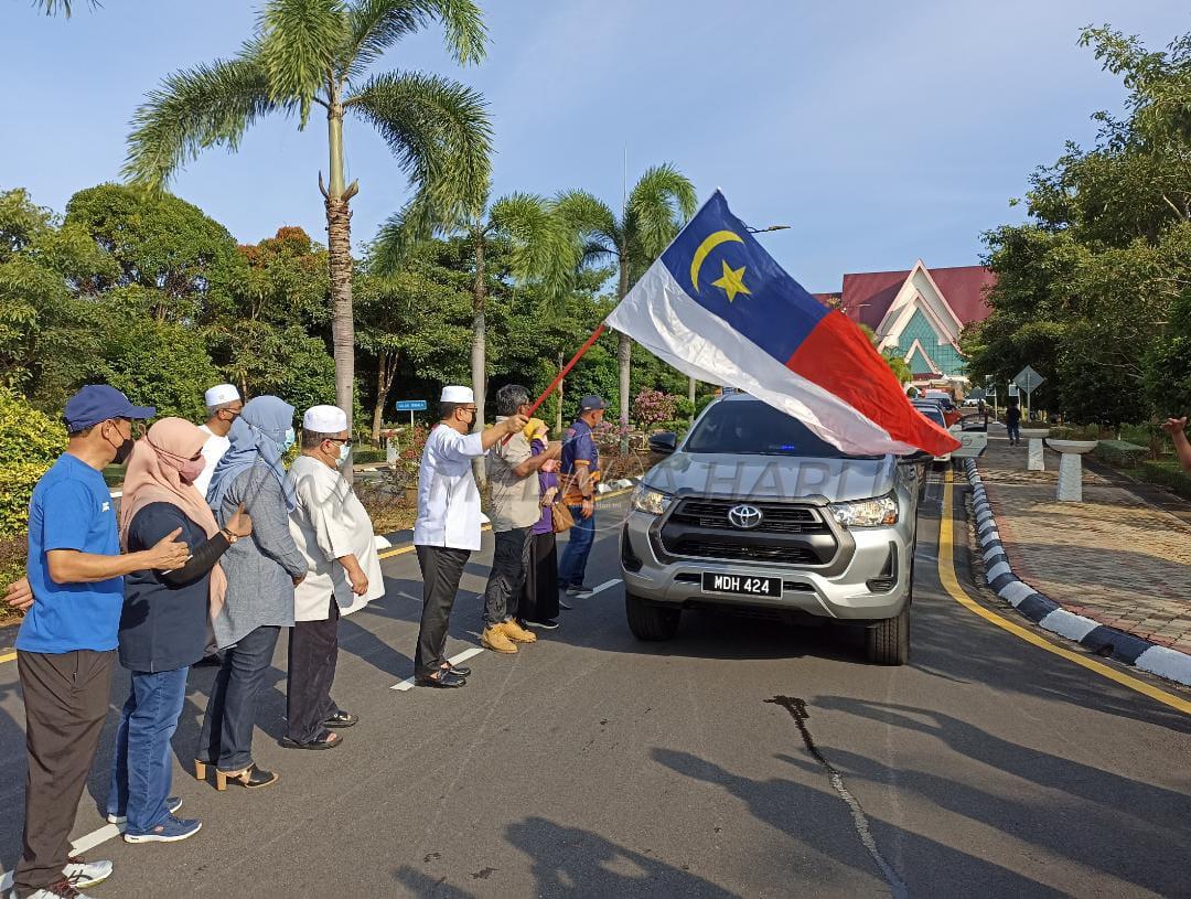 KM sempurna pelepasan misi bantuan pasca banjir ke Pahang