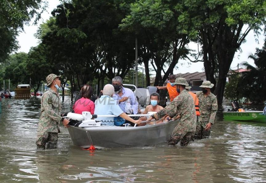 Lebih 900 pegawai, anggota ATM terlibat operasi selamatkan mangsa banjir